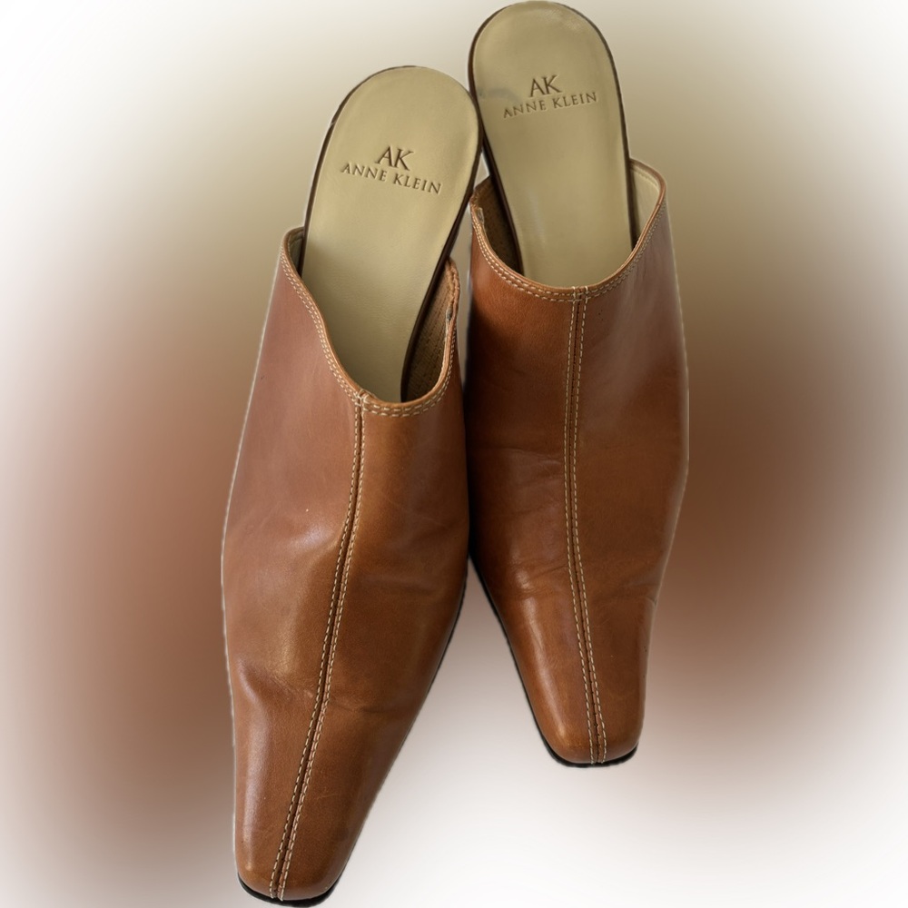 AK Tan Leather Heeled Mules Slip-On Pointed-Tip Shoes size 6